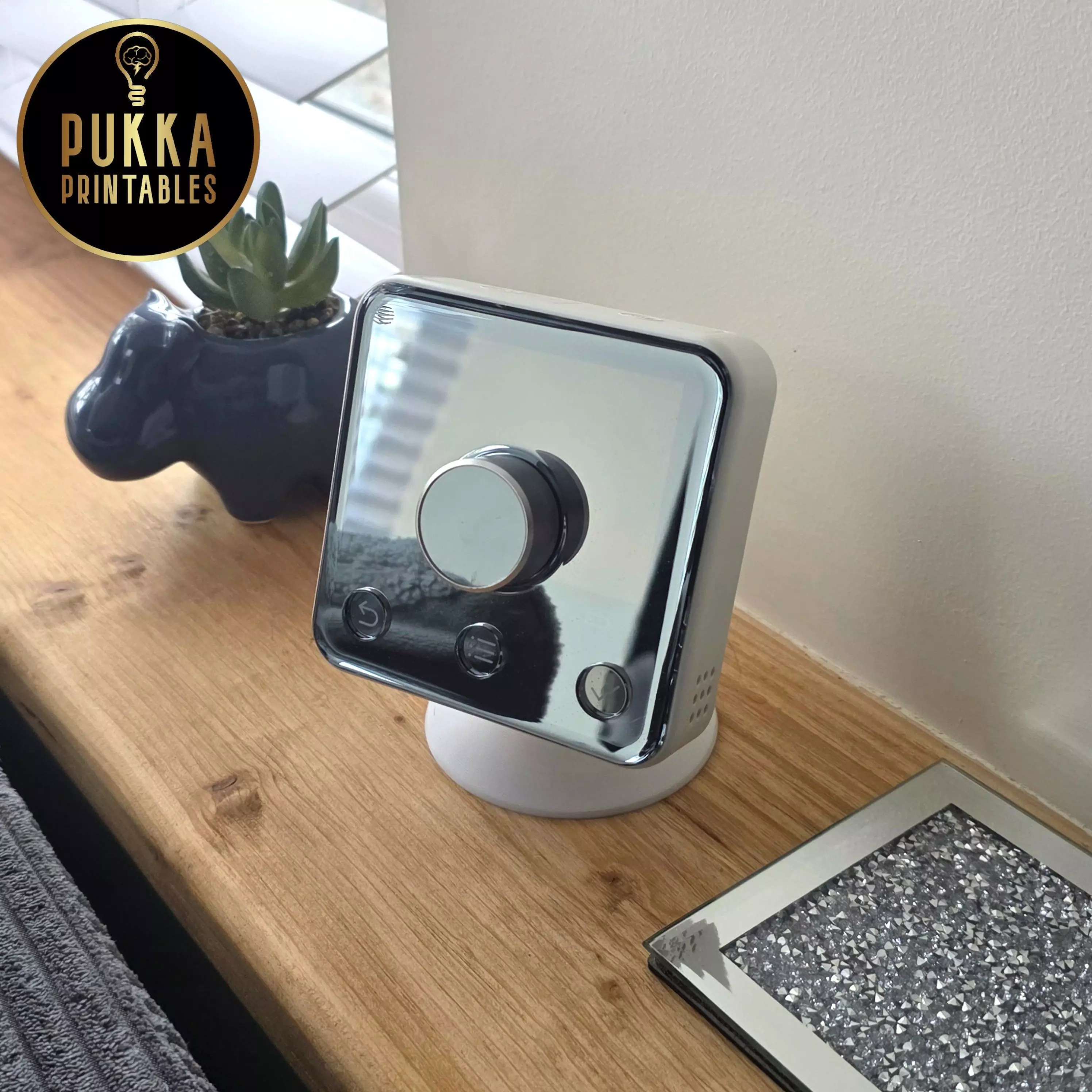Hive Thermostat Stand and Wall Mount 3D print model