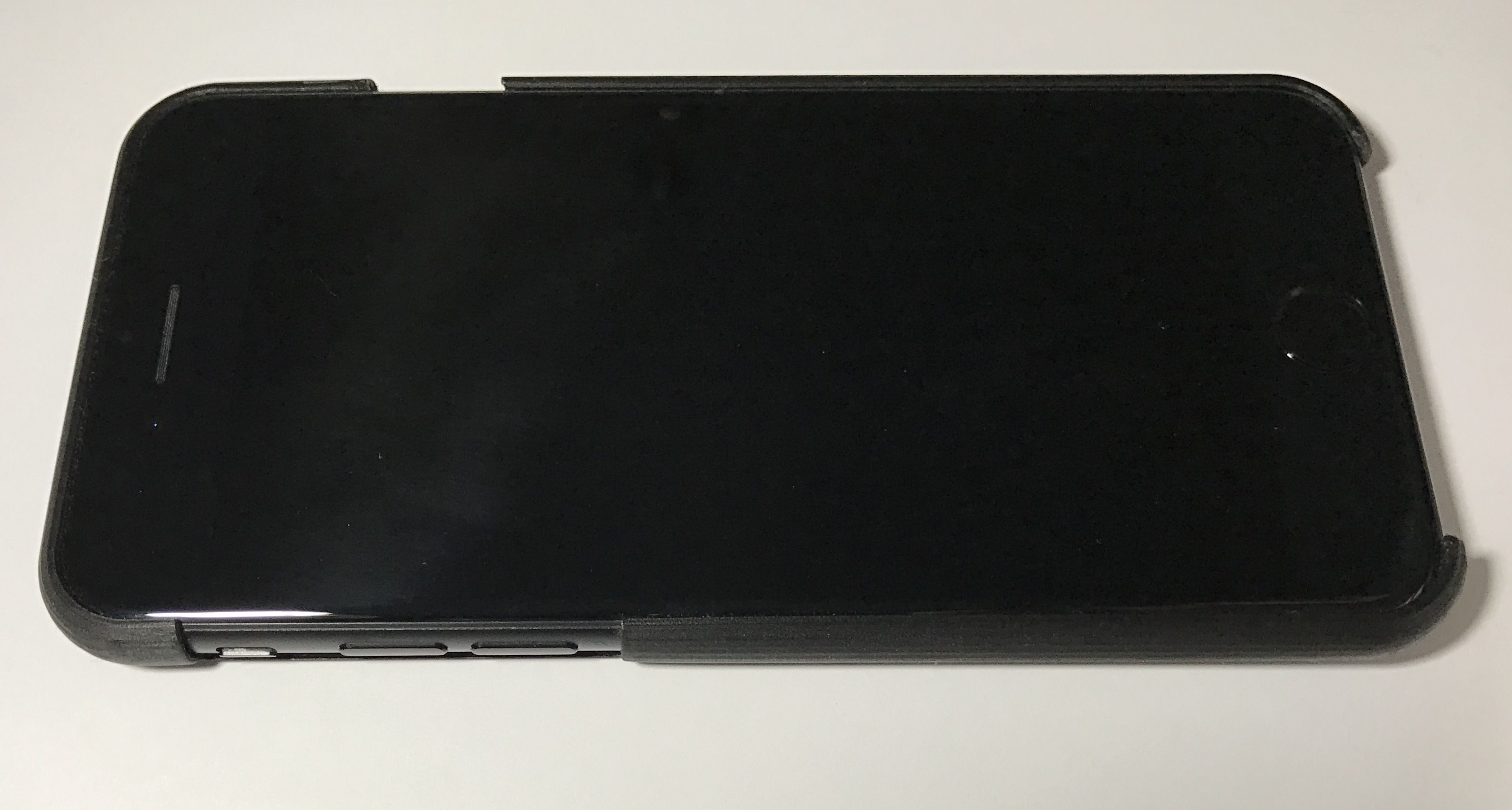 Slim fit iPhone 7 and iPhone 8 Case 3D print model_3