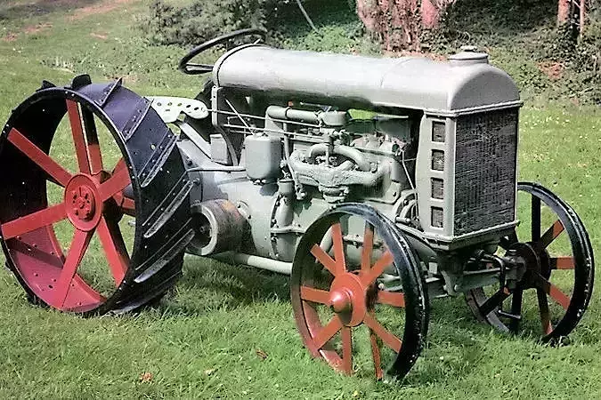 1910s Vintage Tractor Classic Agricultural Utility Vehicle