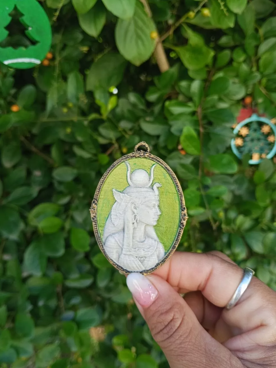 vintage cameo goddess Isis 3D print model