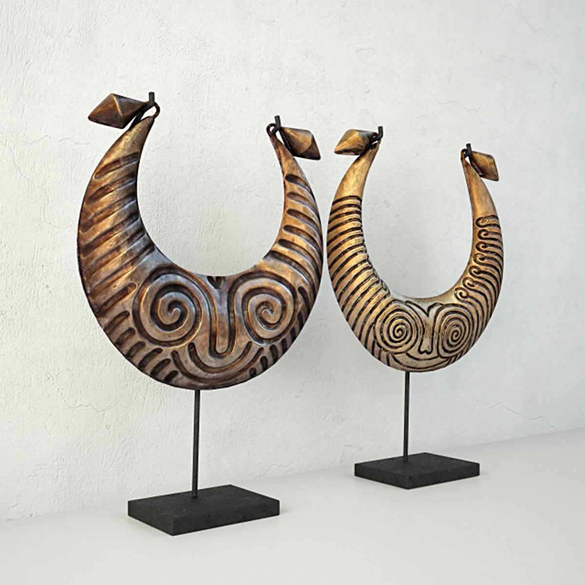 Tribal Metal Necklaces on Stand 3D model_2
