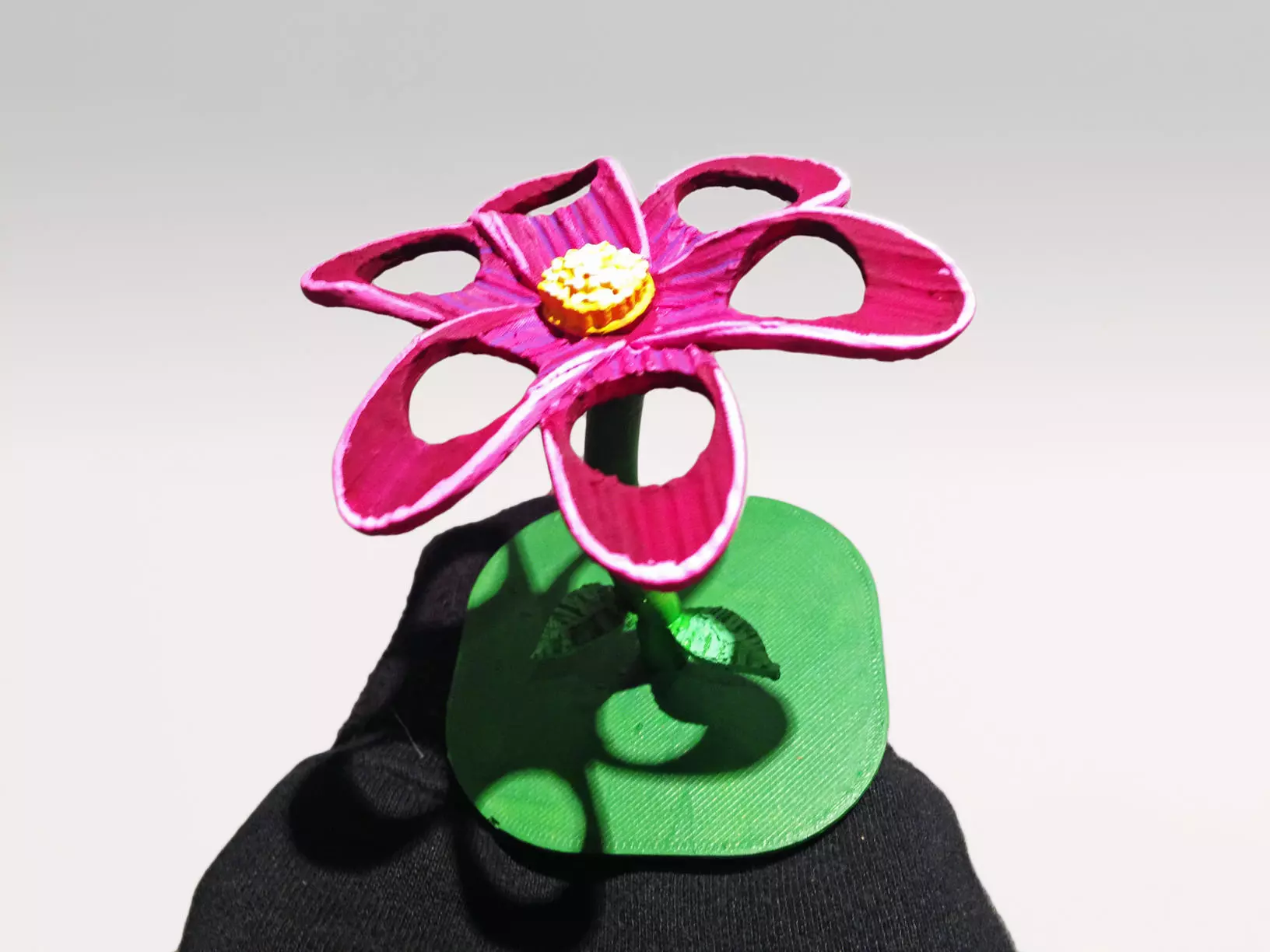 Flower Pen Holder 3D print model