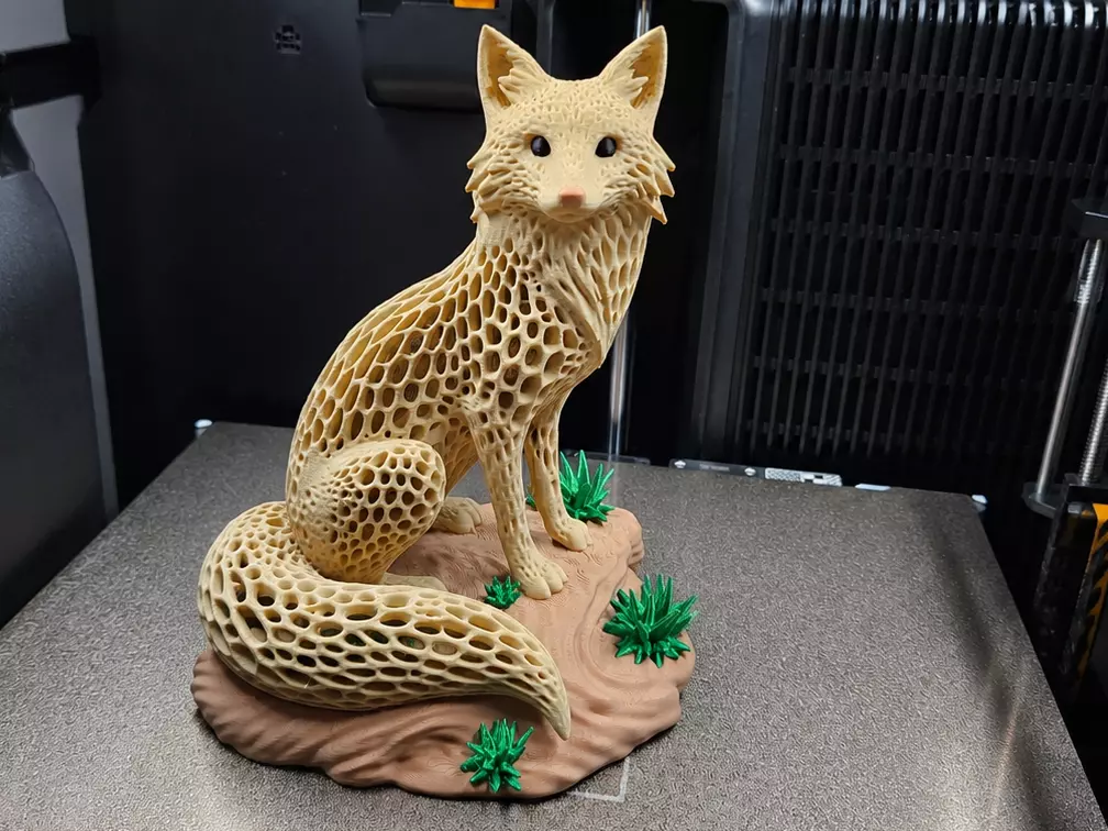 Voronoi Fox - Stunning Decorative 3D print model