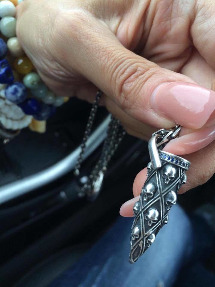 Bullet with skulls pendant 3D print model_10