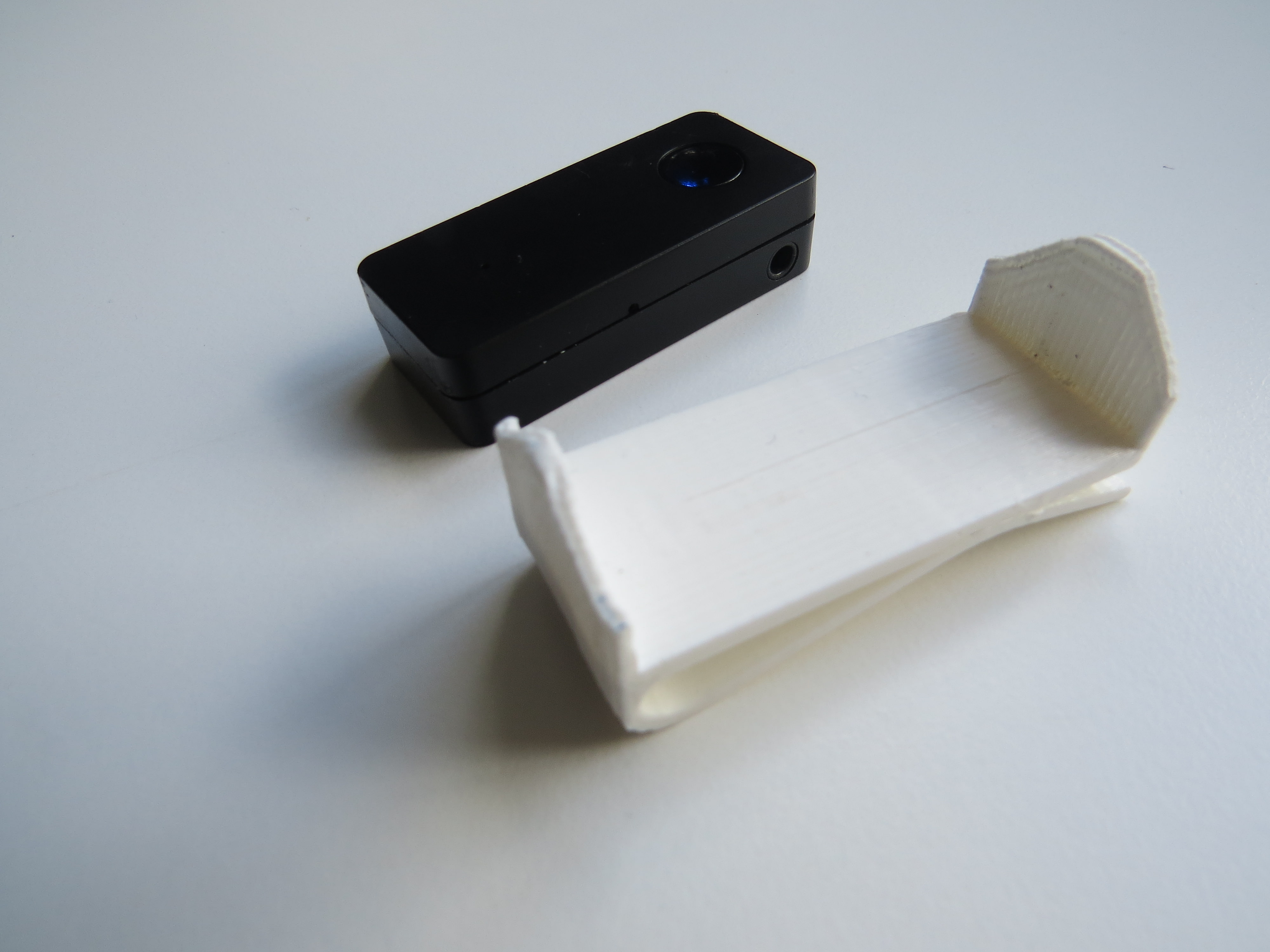 Bluetooth Headphone Receiver Free 3D print model_3