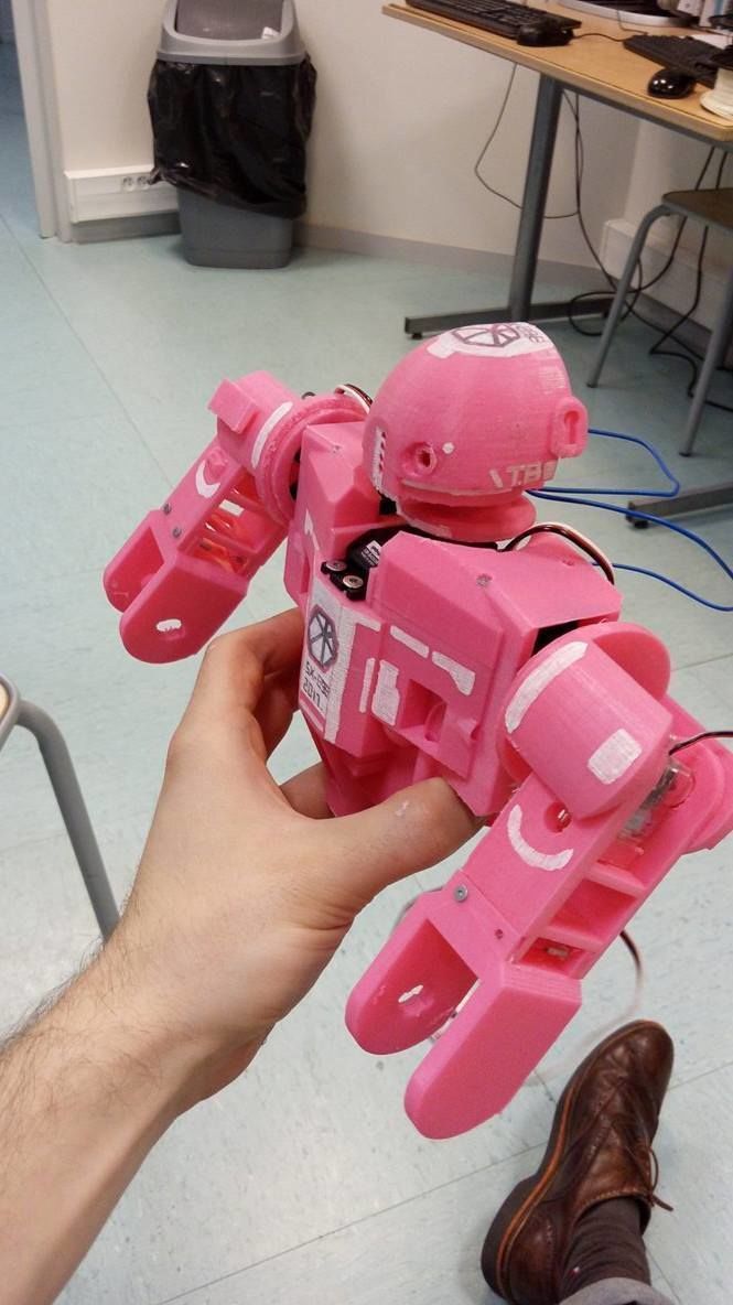 Robot Humanoid Motorized - By TB - First part 3D print model_2