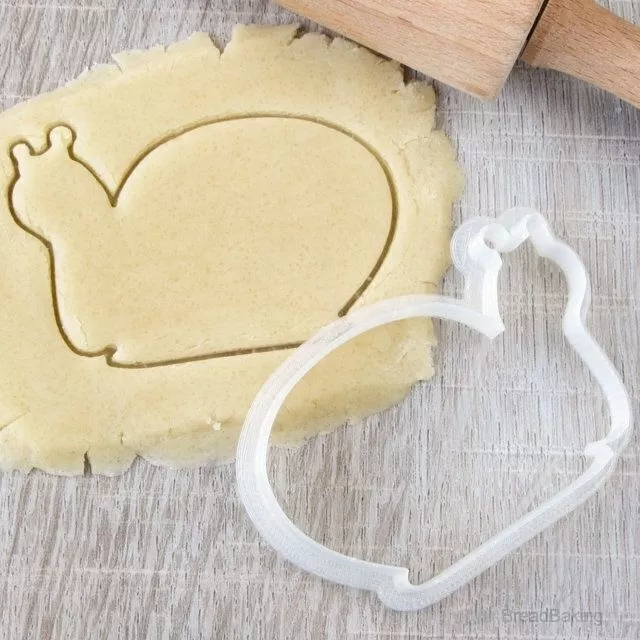 Snail cookie cutter for professional Free 3D print model