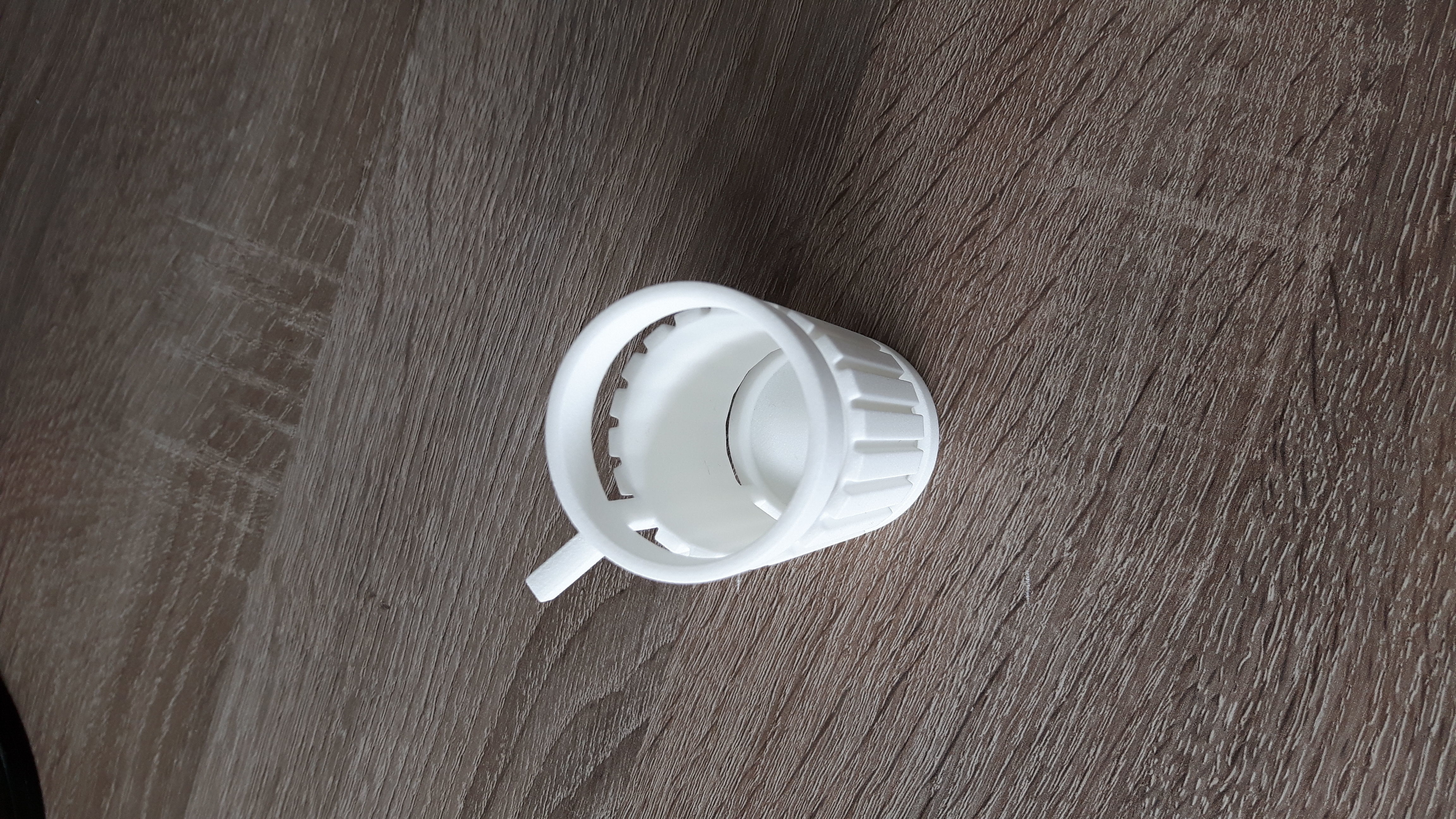 Street Lamp and Bin Pencil Pen Holder 3D print model_11