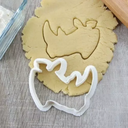 Head of Rhino cookie cutter for professional Free 3D print model_0