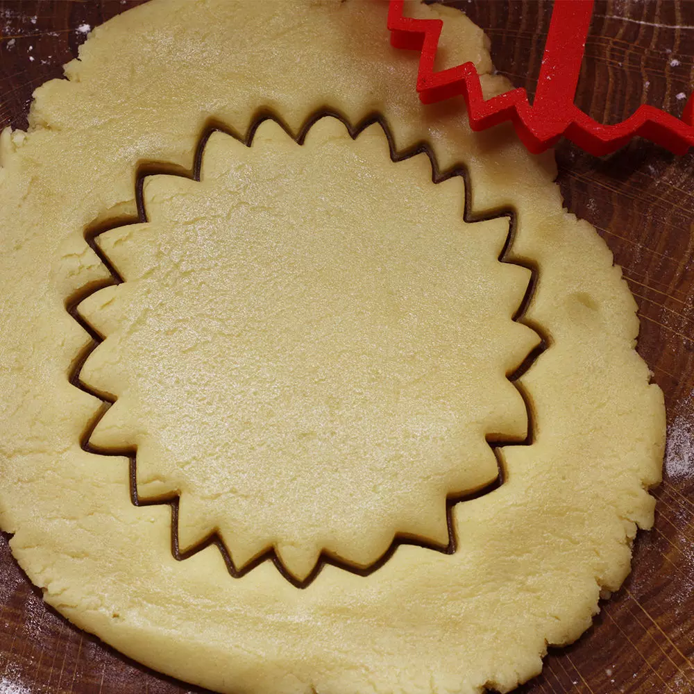 Sunflower cookie cutter for professional Free 3D print model_0