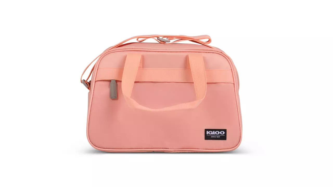 Stylish Handbag 3D Model Realistic Fashion Accessory Low-poly 3D model