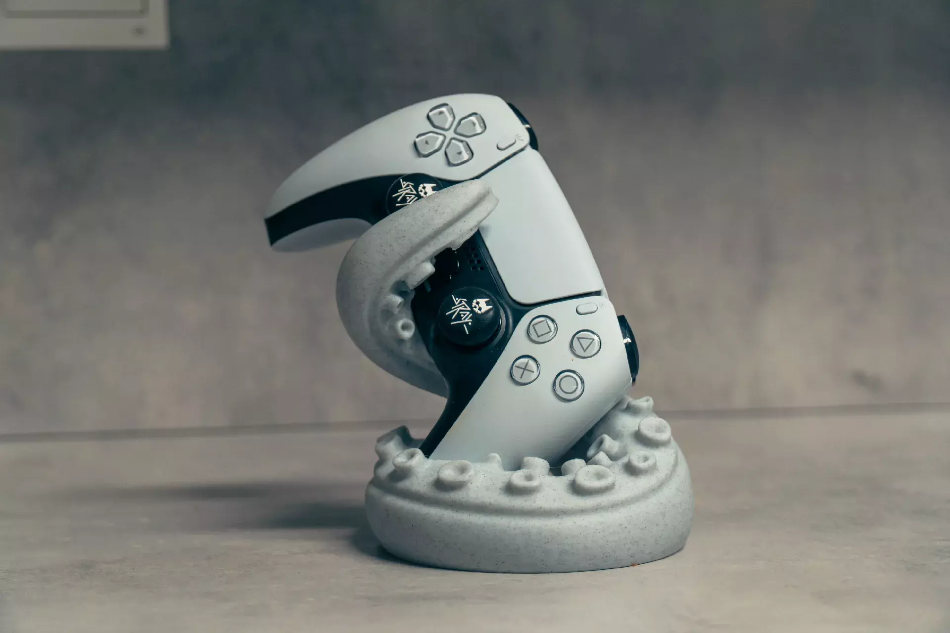 Tentacled PS5 Controller Stand 3D print model