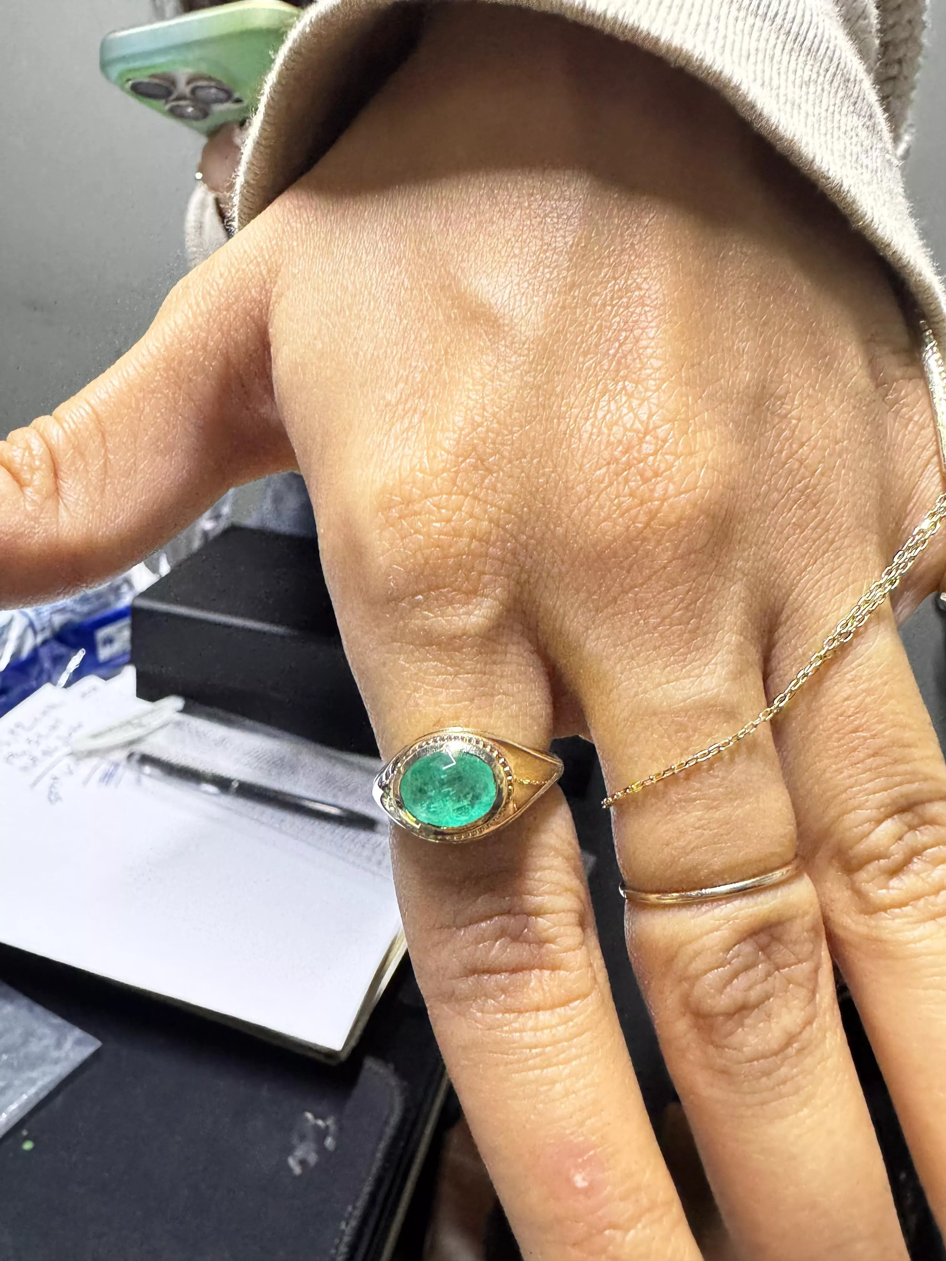 Luxury Oval Gemstone Ring 3D Model 9x7 mm Oval 3D print model