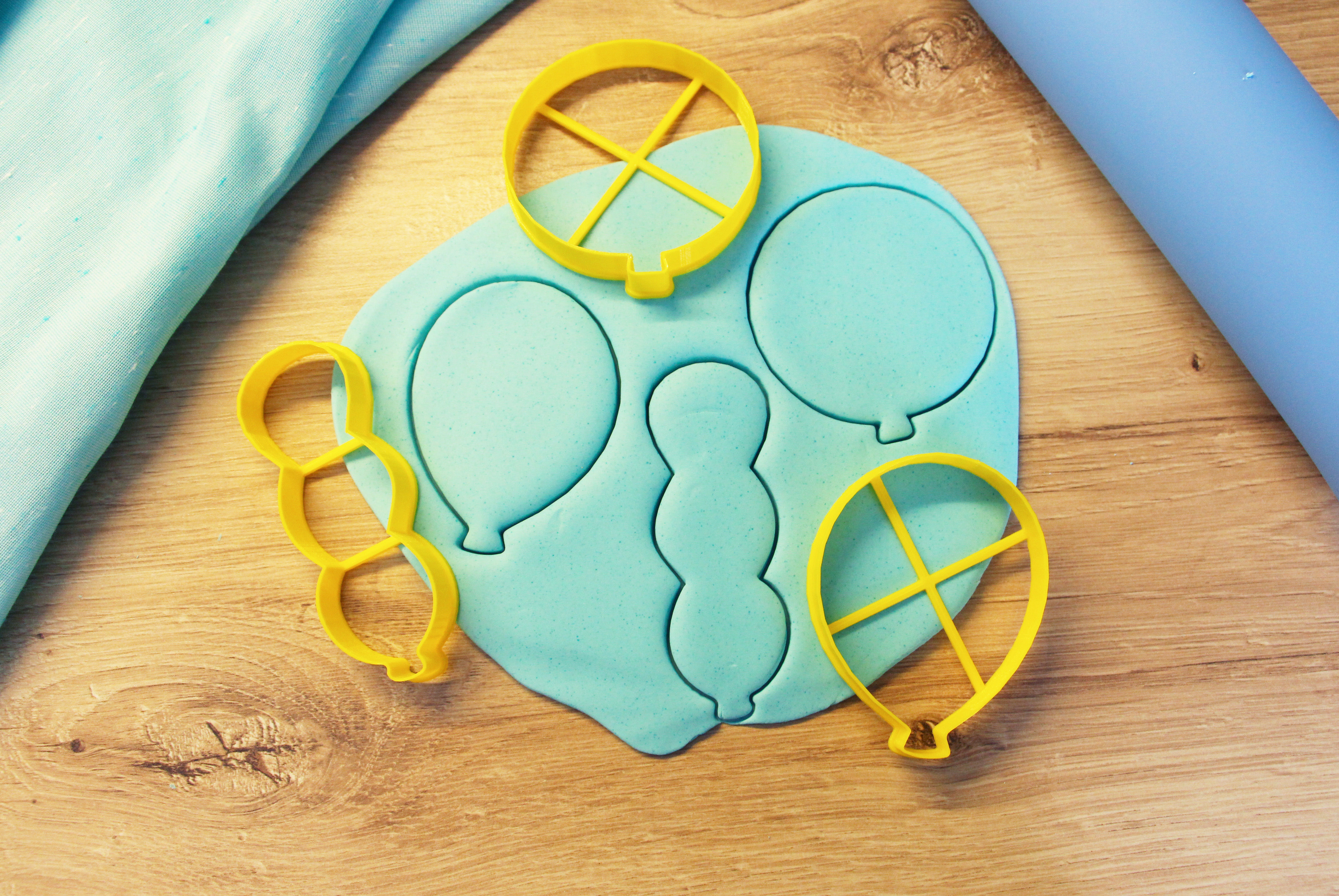 Balloons cookie cutter Free 3D print model