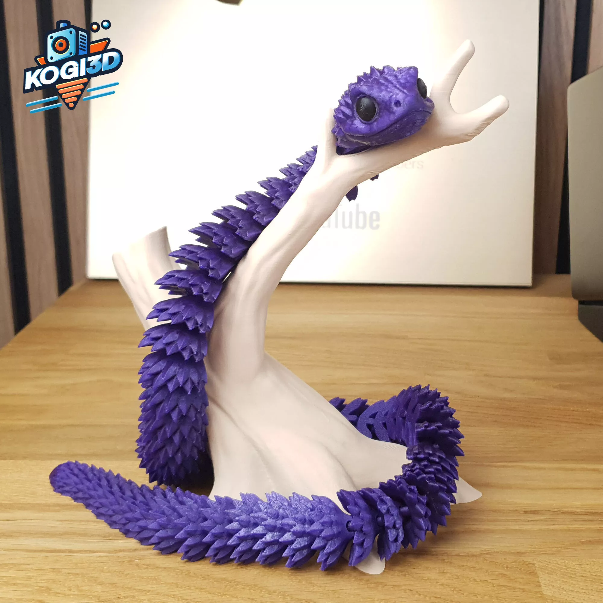Articulated Snake in Two Sizes plus a tree branch for posing 3D print model