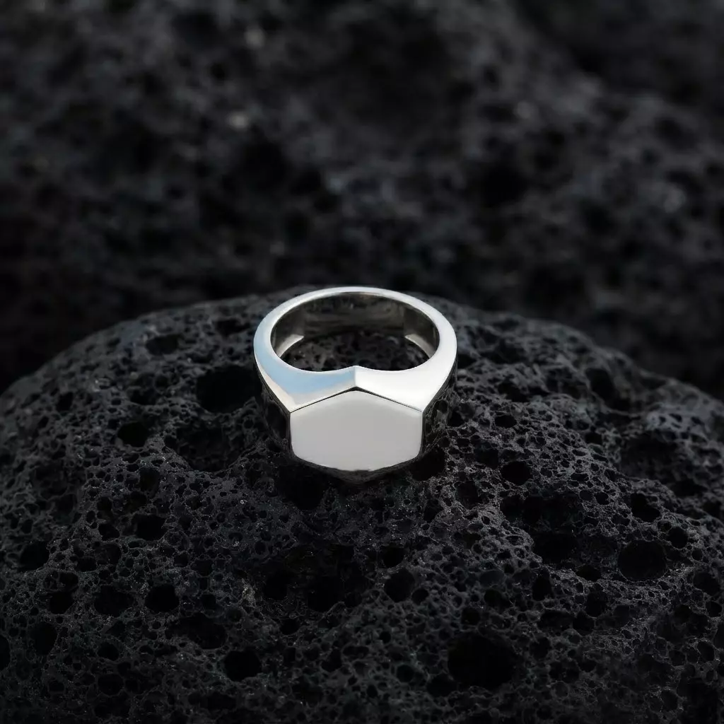 Jewelry Signet Ring v15 M Size 3D print model