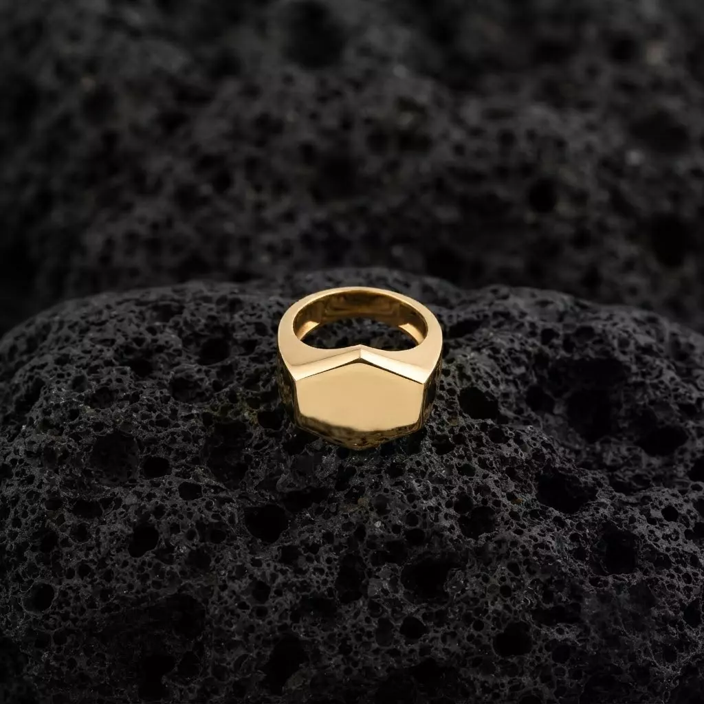 Jewelry Signet Ring v15 L Size 3D print model