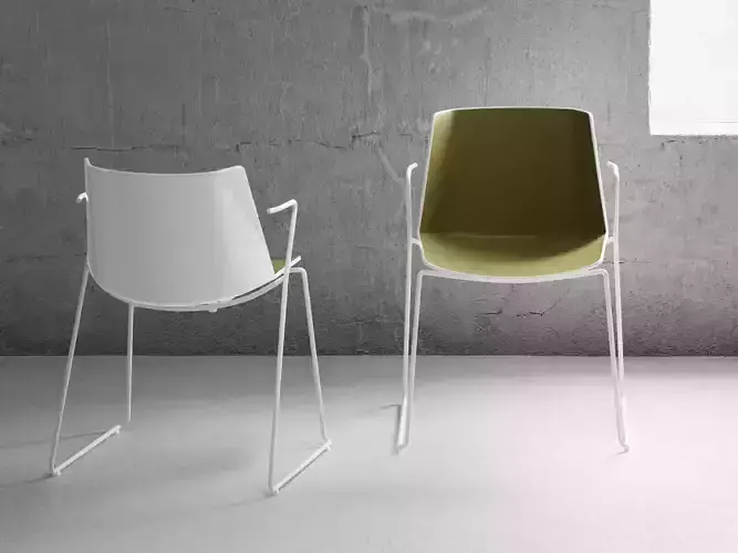 Aiku Armchair Sled