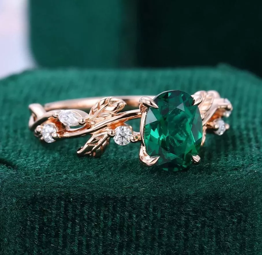 Oval cut emerald ring 3D print model