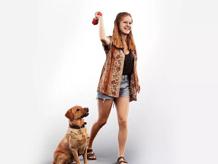 Nele and Nova - 14779 Woman Throwing Dog Toy Low-poly 3D model