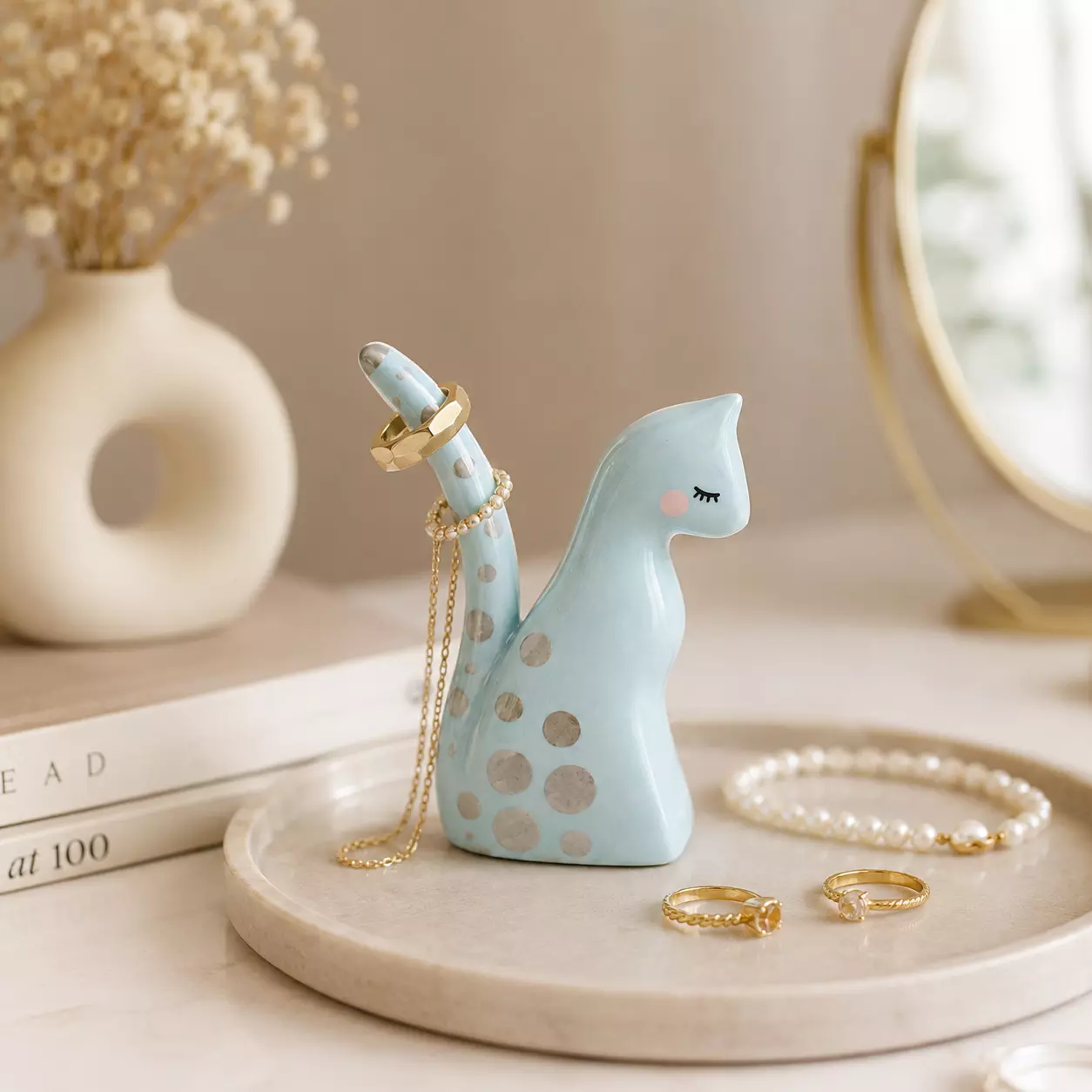 Decorative Cat Jewelry Stand Home Decor 3D Printable STL 3D print model