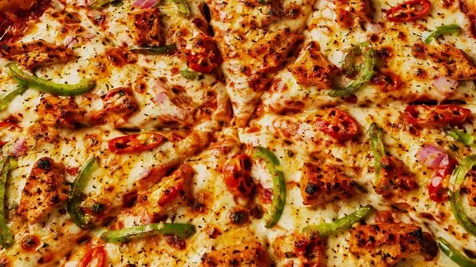 Hot And Cheesy Chicken Pizza Low-poly 3D model 4