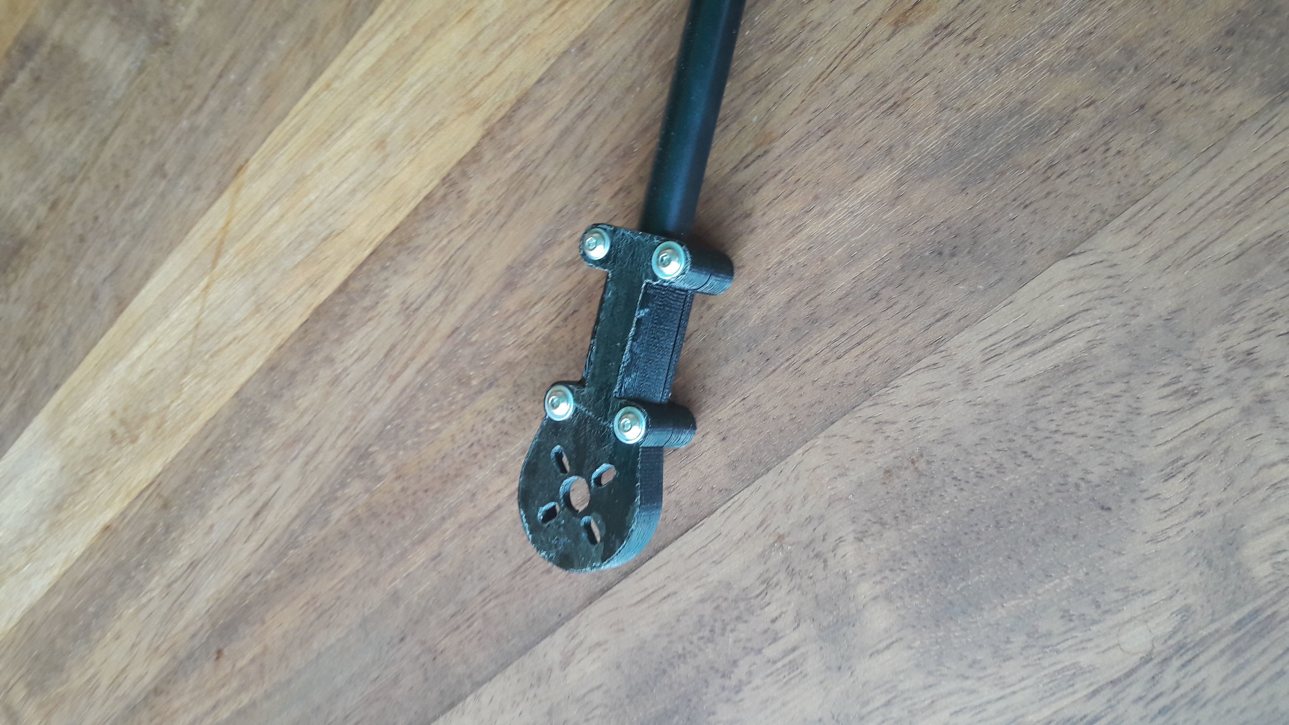 12mm round arm motor mount 3D print model_4