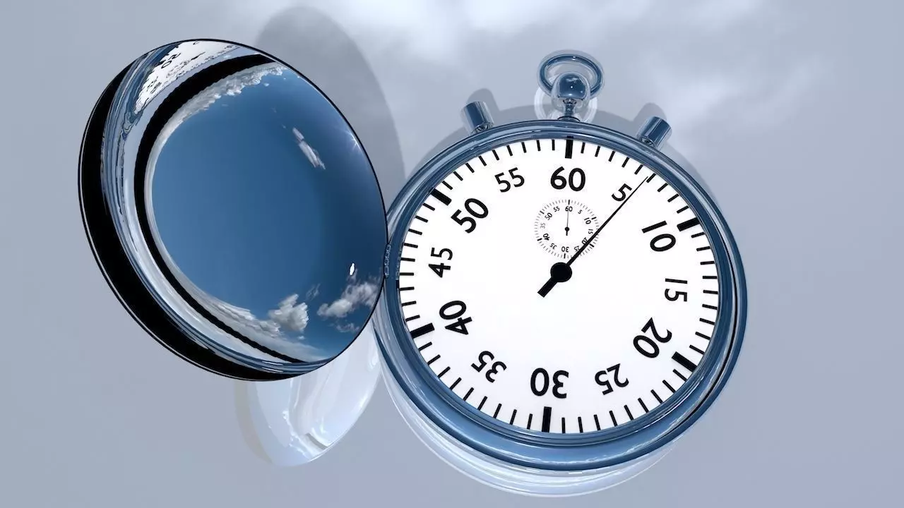 Vintage Style Stop Watch 3D model | CGTrader