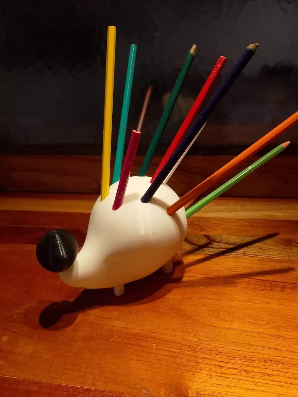Hedgehog-shaped pencil holder 3D print model