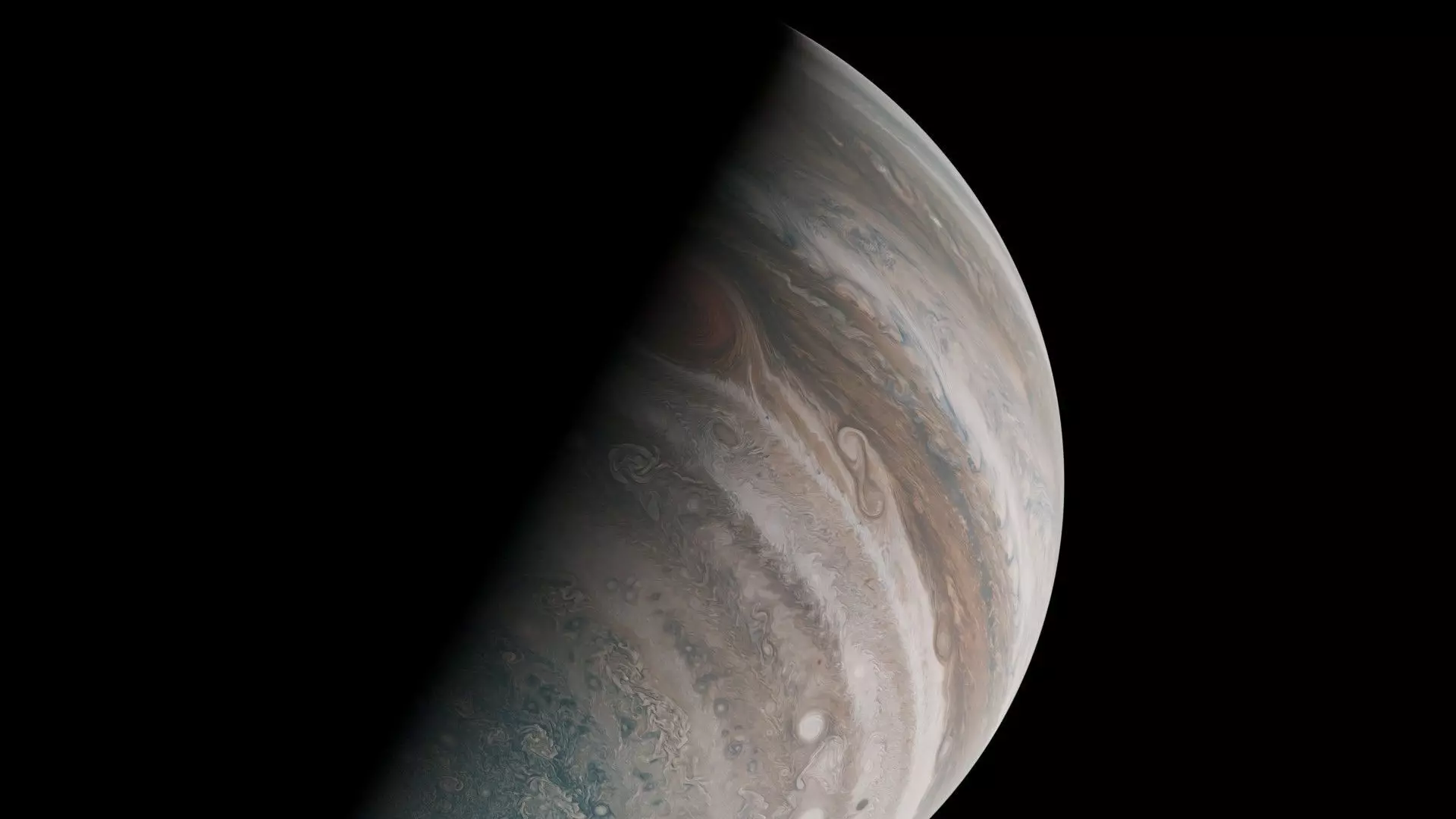 Jupiter 16K Photorealistic Low-poly 3D model_15