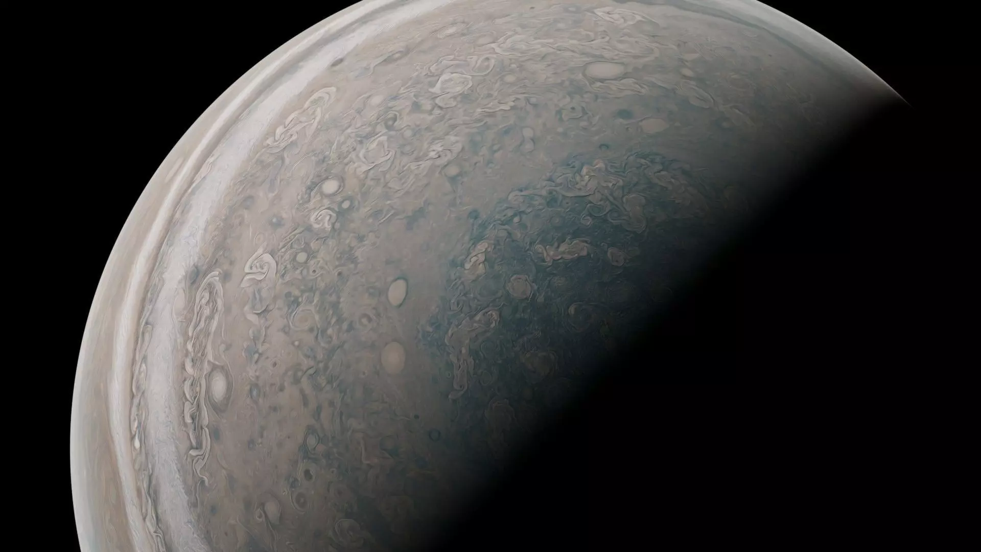 Jupiter 16K Photorealistic Low-poly 3D model_23