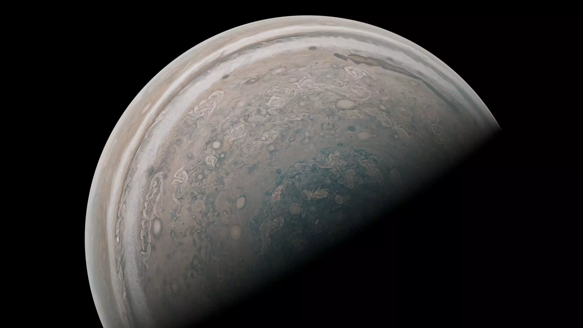 Jupiter 16K Photorealistic Low-poly 3D model_19