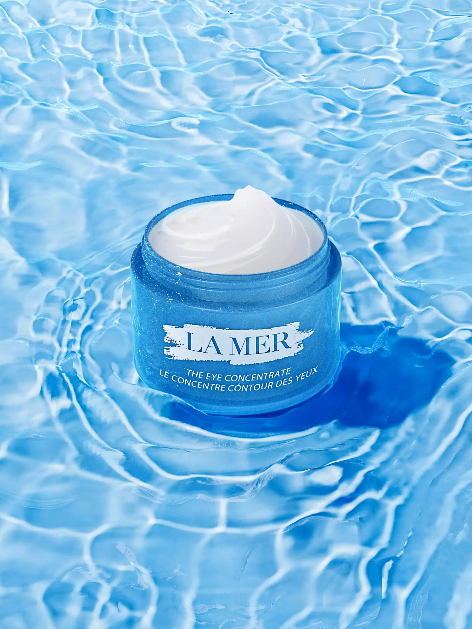 LA MER Eye Concentrate Jar C4D Native Ripple Water Surface 3D model