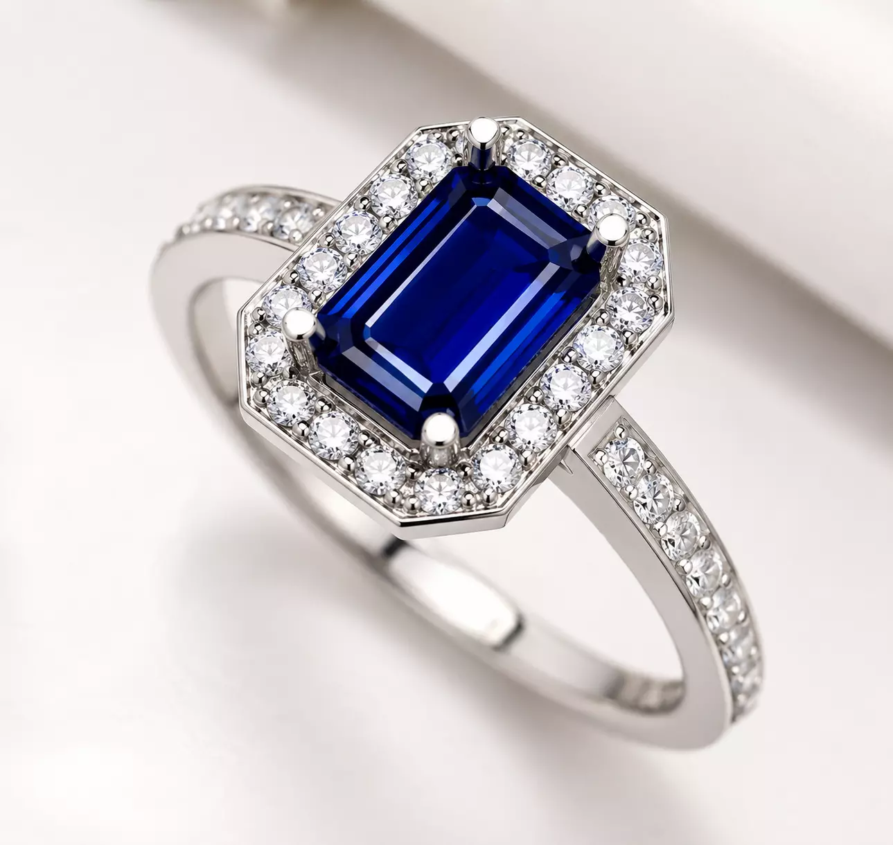 SOLITAIRE RING EMERALD CUT WITH DIAMOND HALO 3D print model