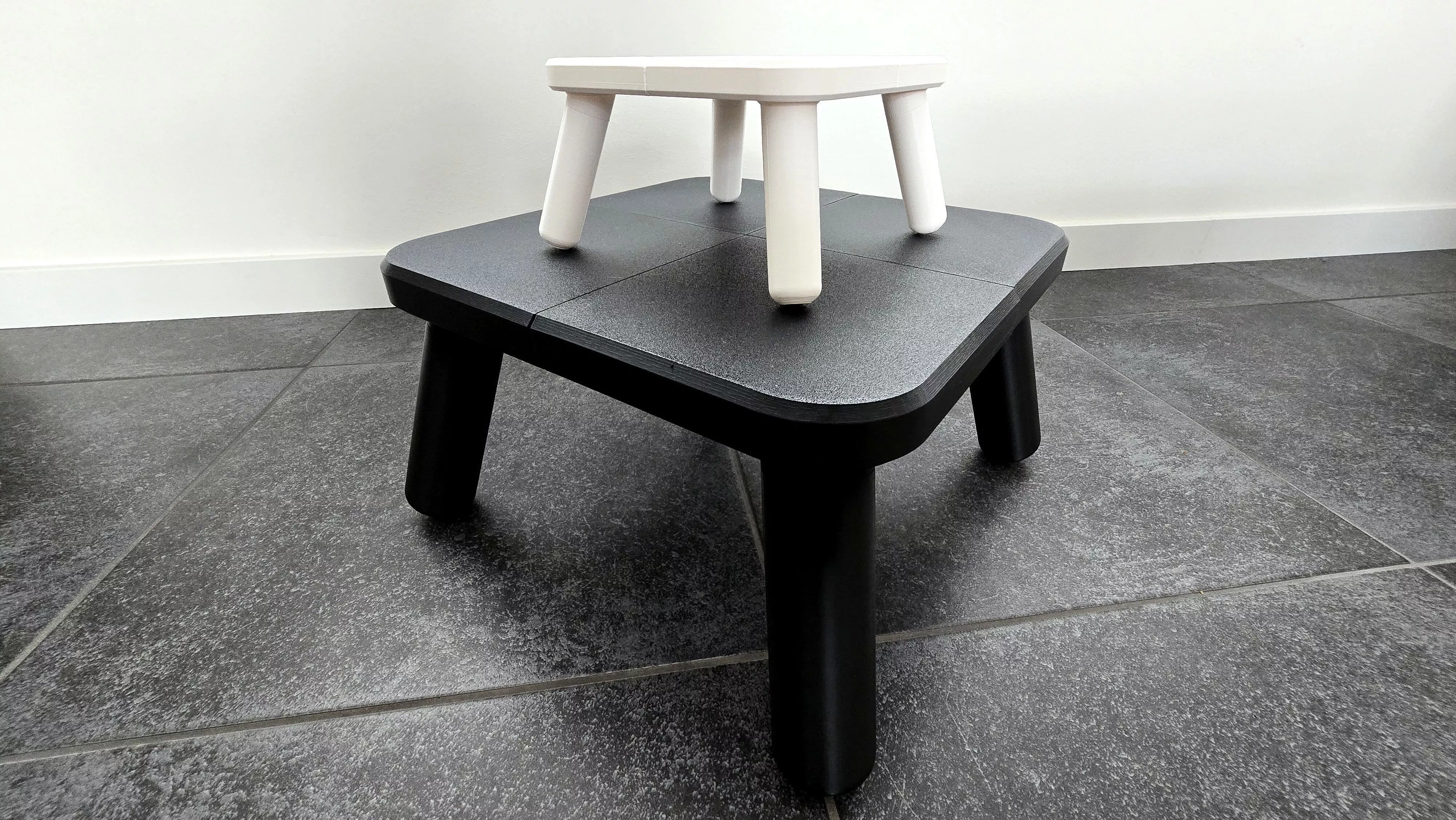 2026-2 Mini Table Nexa 3D print model