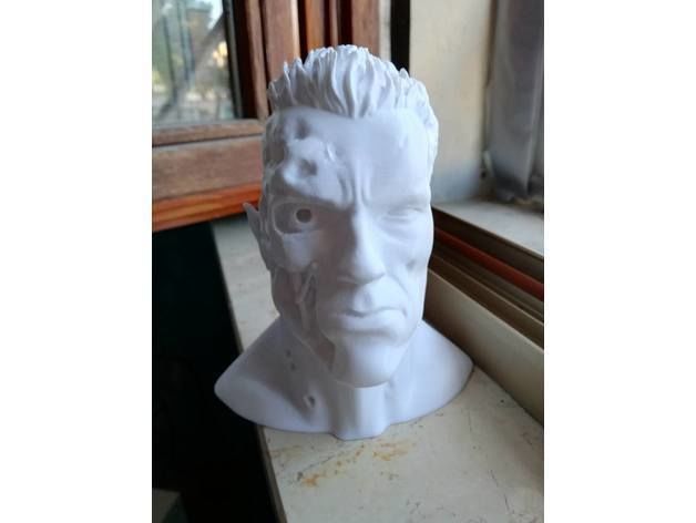 ARNOLD T2 STYLE BATTLE DAMAGED TERMINATOR INSPIRITED BUST 3D print model_4