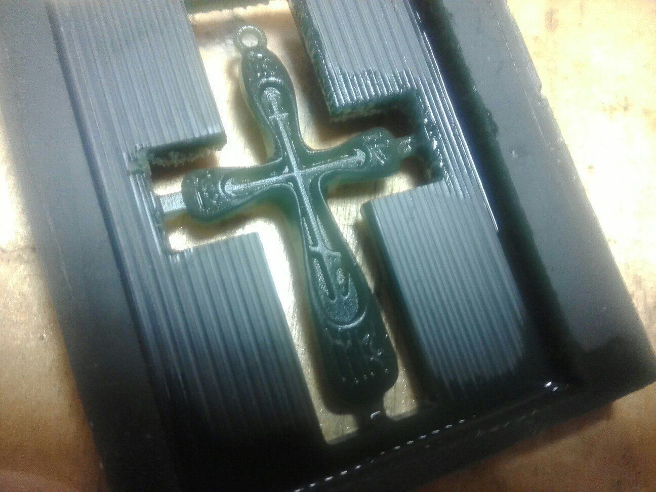 PENDANT CROSS 8 3D print model_10