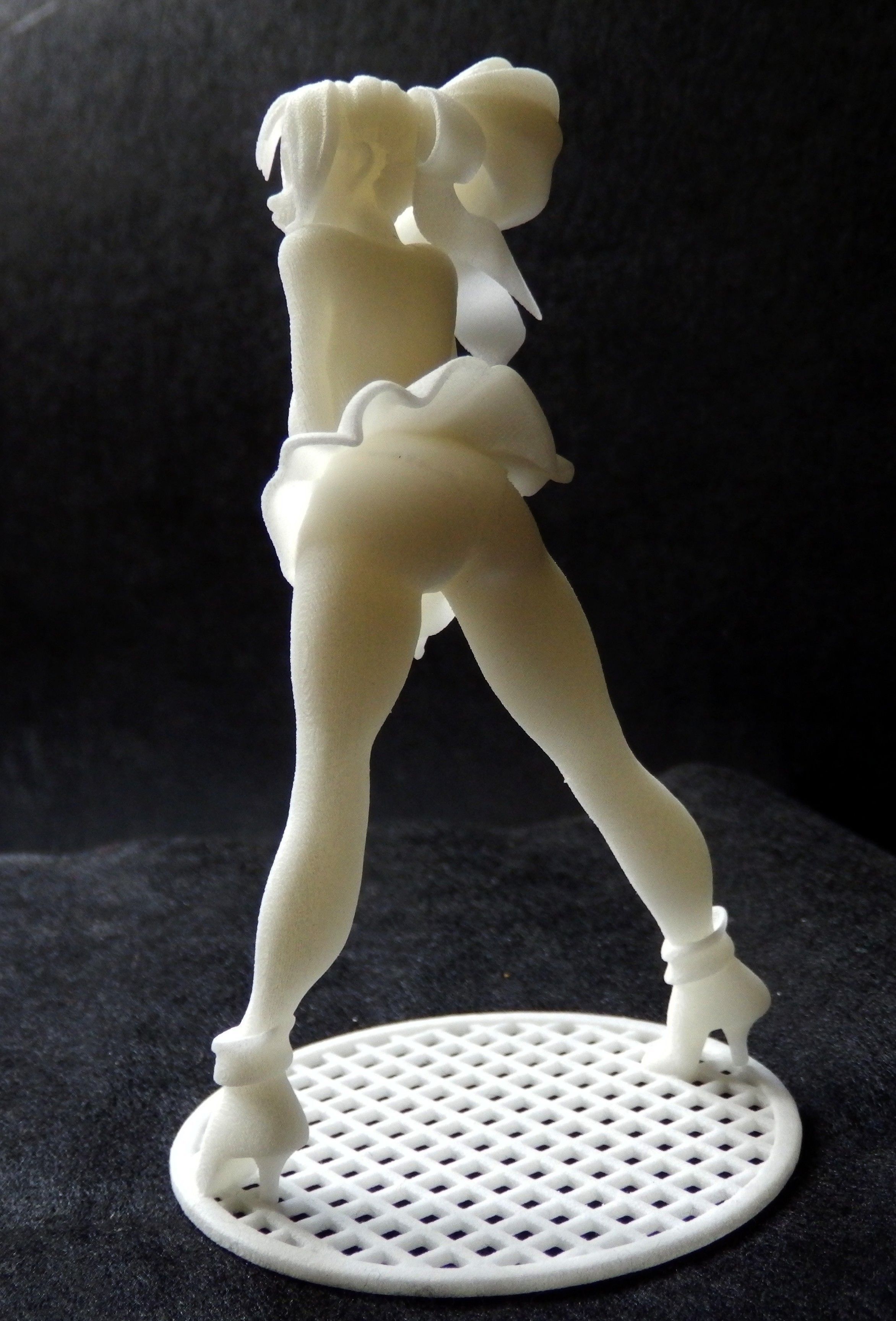 Trizia figurine of woman 3D print model_1