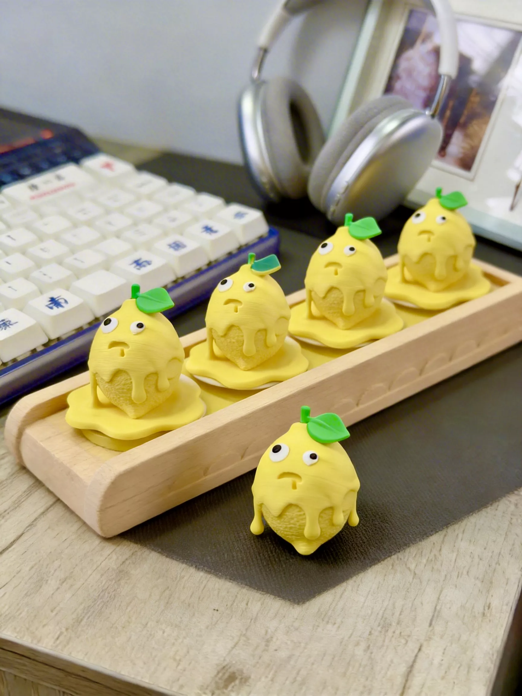 Melting Sad Lemon Figurine Free 3D print model