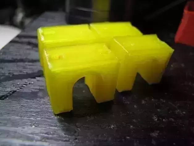 U-clamp for securing printrbot