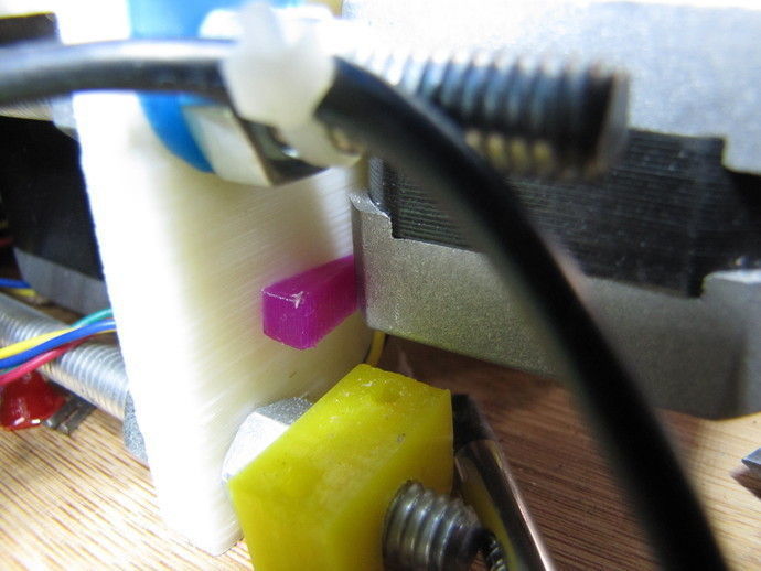 Printrbot anti-wobble Free 3D print model_11