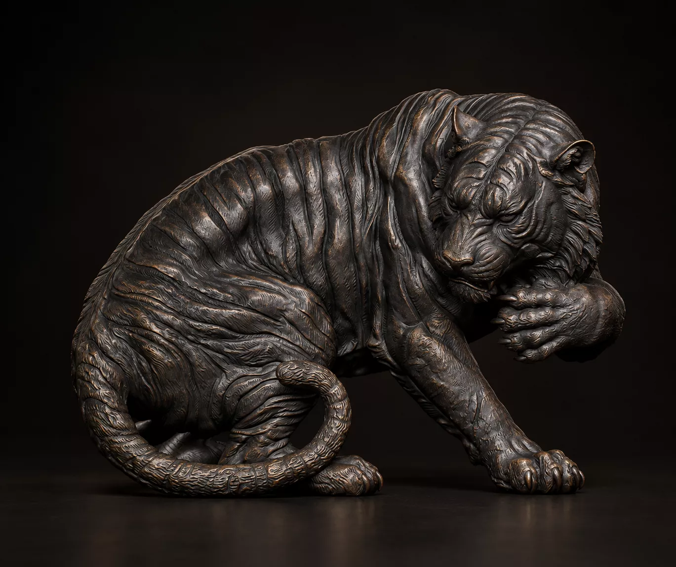Classic Bronze Tiger Grooming Paw 60mm 3D print model