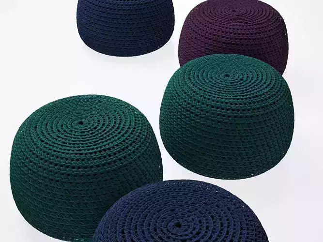 P knitted stool