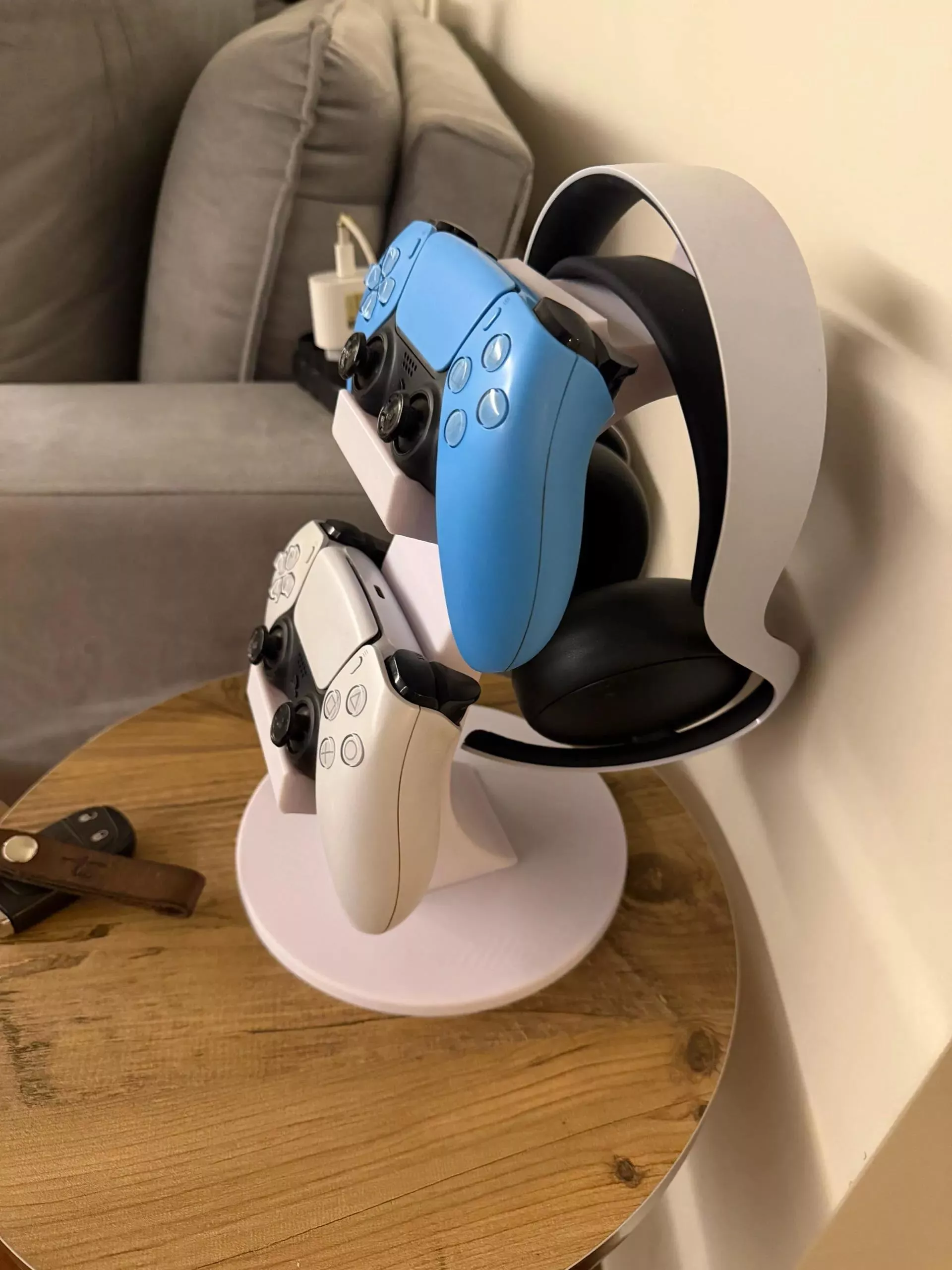 Curved Desktop Holder Stand with Round Base 3D print model