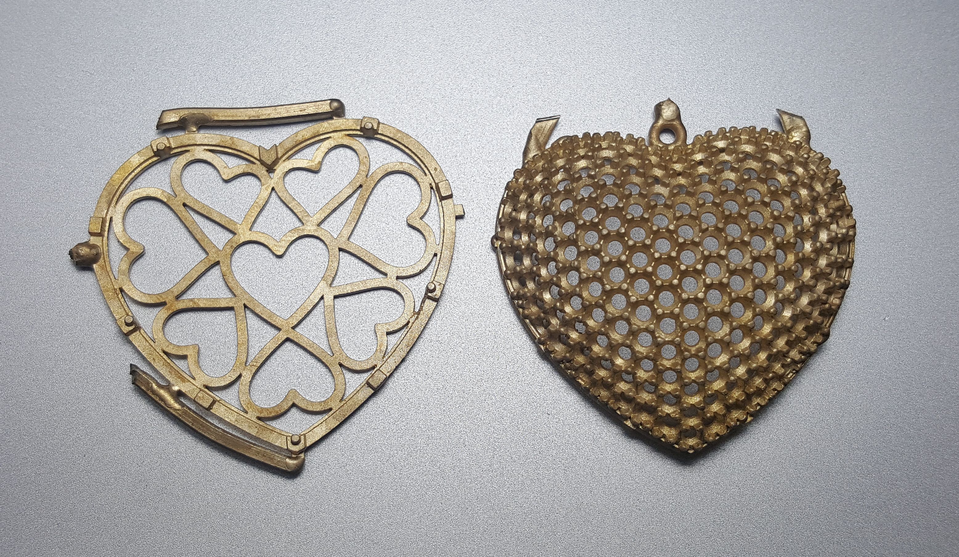 MGold036 - Beautiful Heart Pendant 3D print model_5