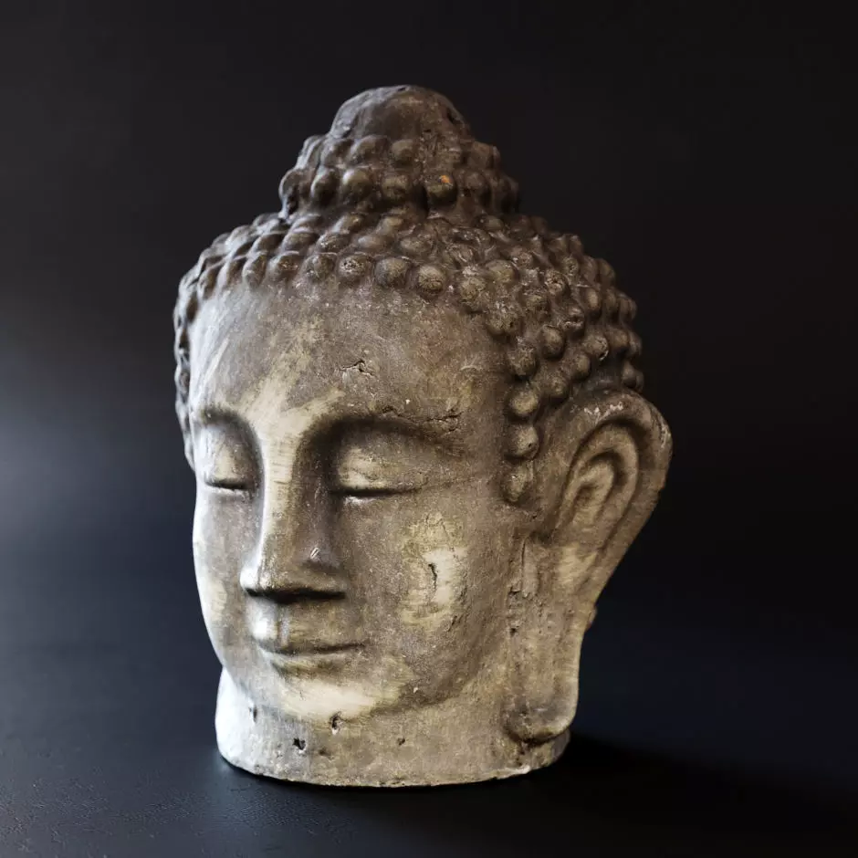 Buddha head sculpture 3D model_0