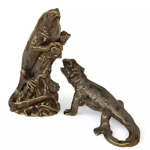 IGUANA two bronze statues of cat and jaguar