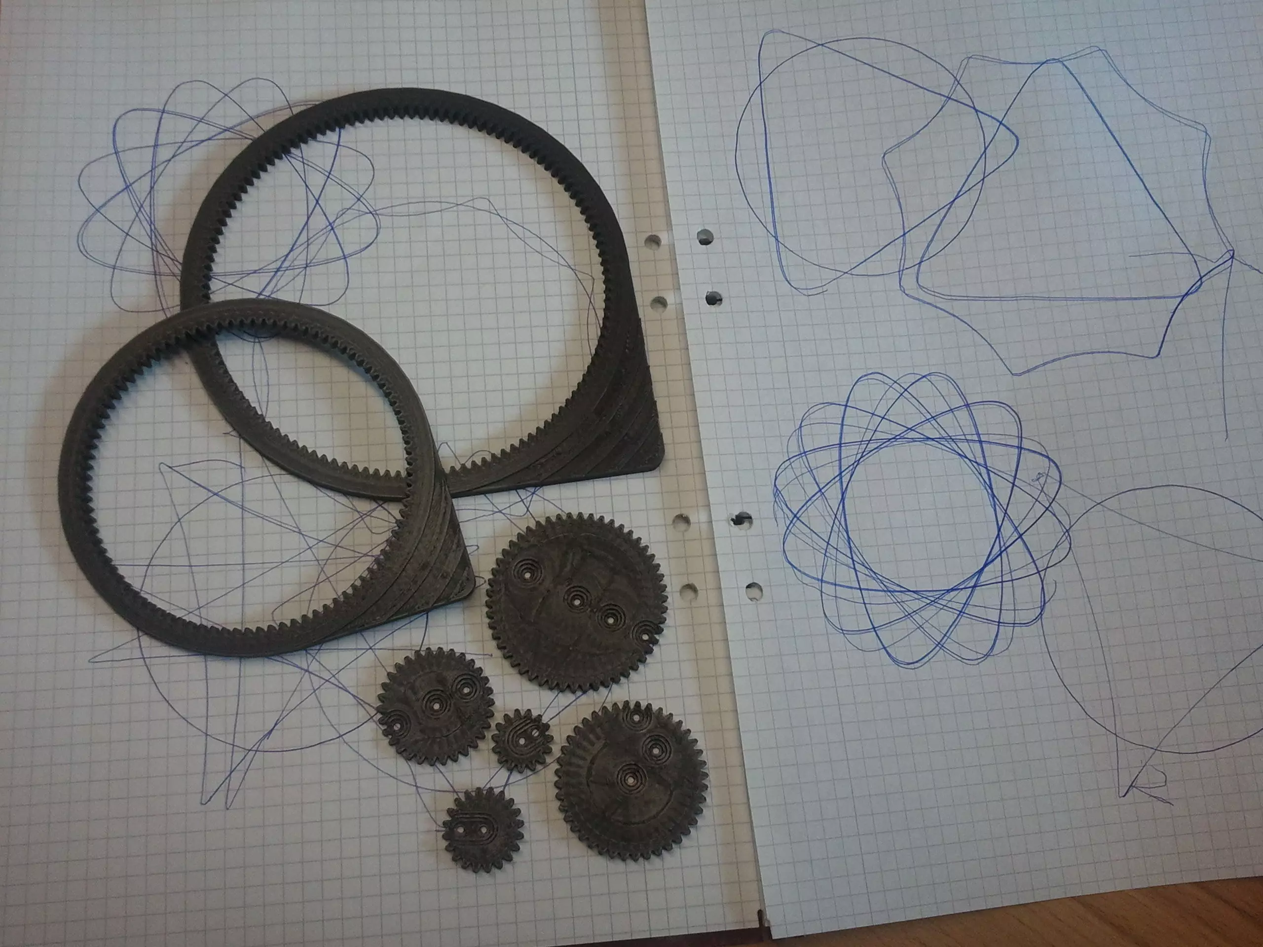 Gear Draw Spirograph Free 3D print model_0
