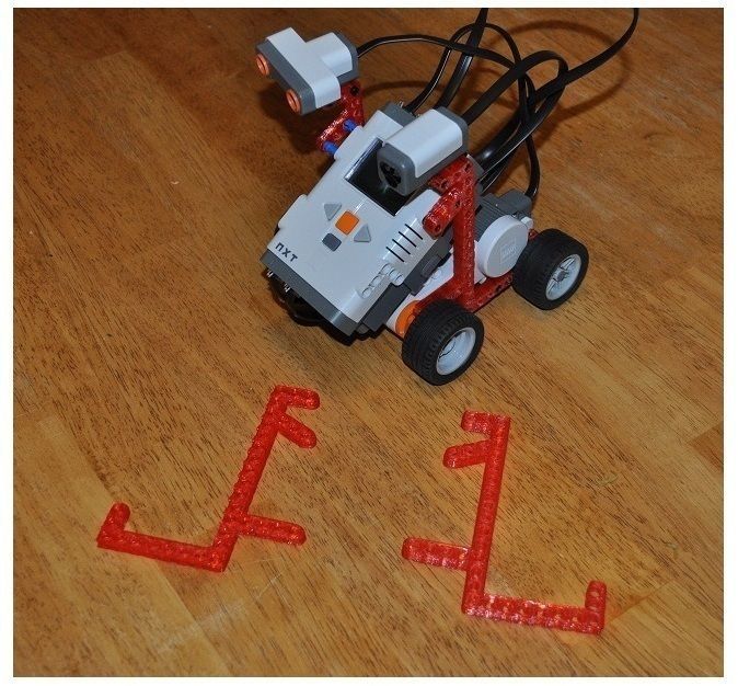 Lego Mindstorms compatible brick for robot frame Free 3D print model_2