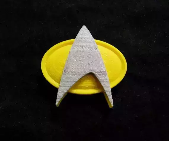 Star Trek Badge magnetic with backing Free 3D print model